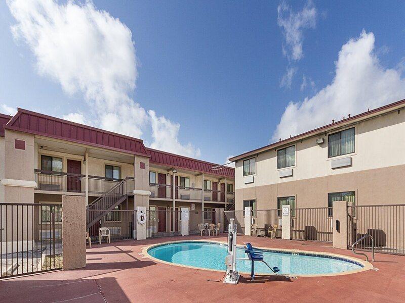 Hotel Super 8 By Wyndham New Braunfels I-35 Exteriér fotografie